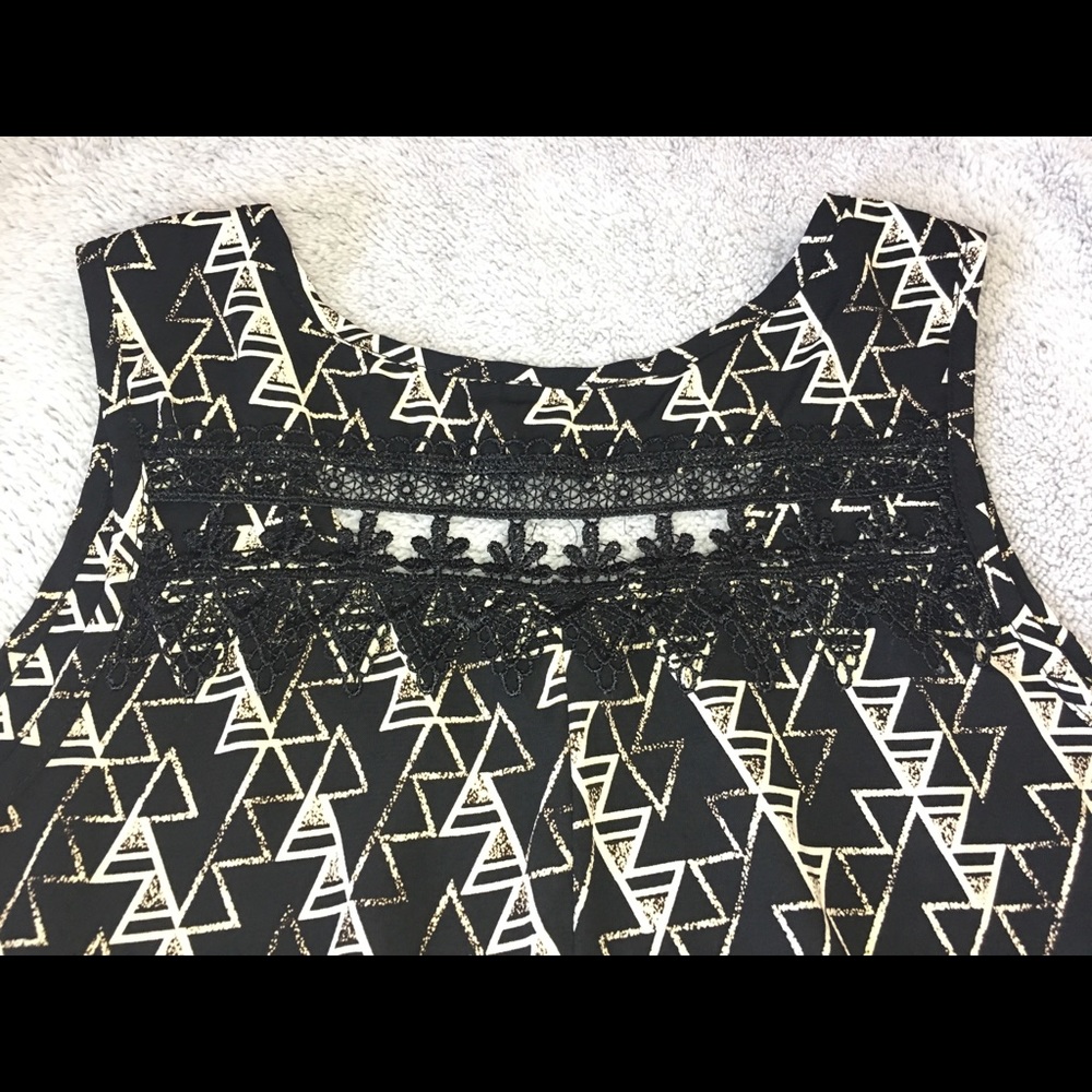 Blouse - Picture 2 of 2